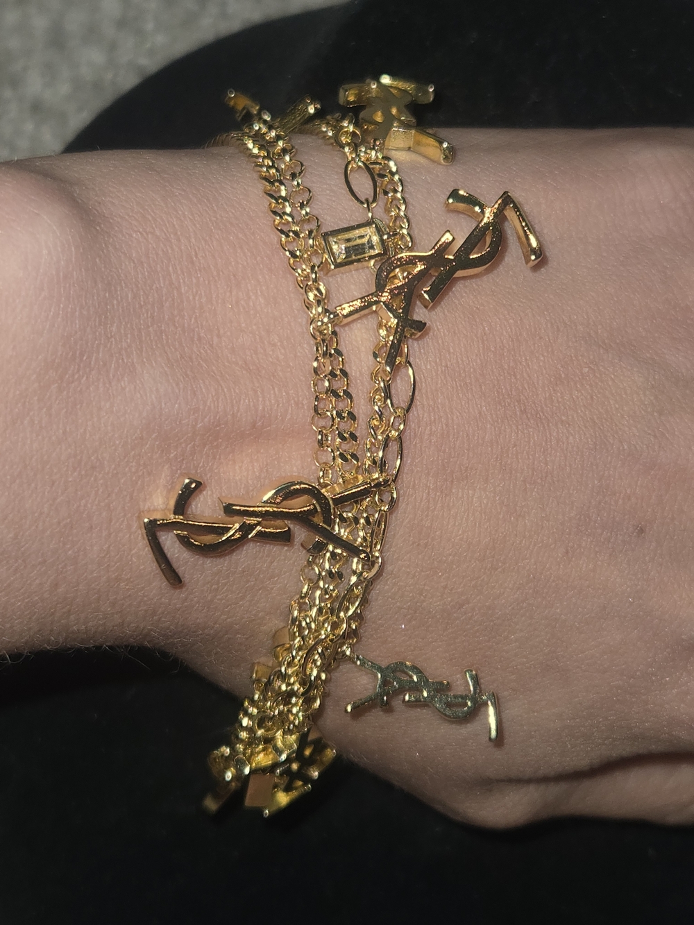 18kgp Yves Saint Laurent Gold Logo Charm Bracelet - Women - Picture 7 of 8